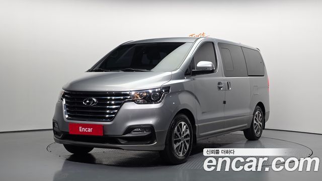 Hyundai Starex 2018