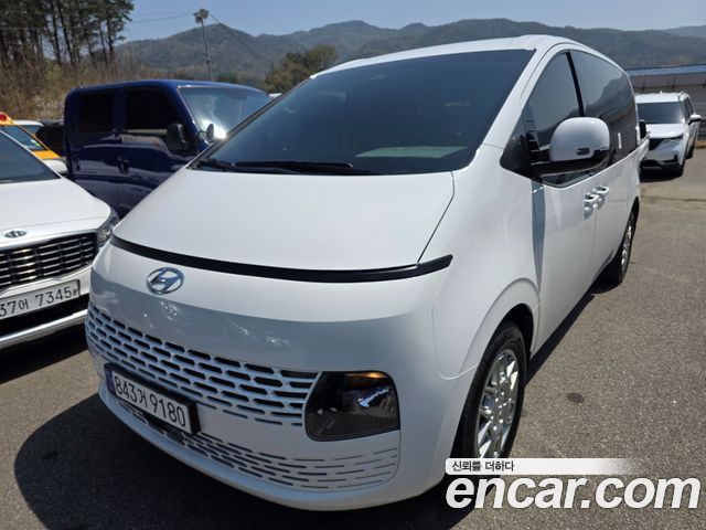 Hyundai Staria 2023