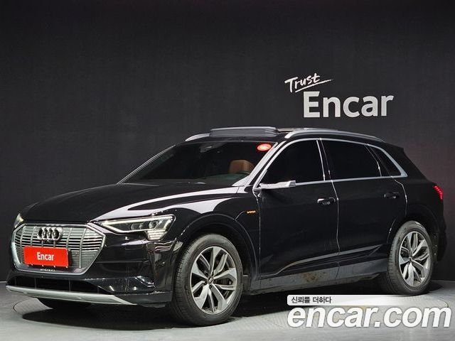 Audi e-tron 2020