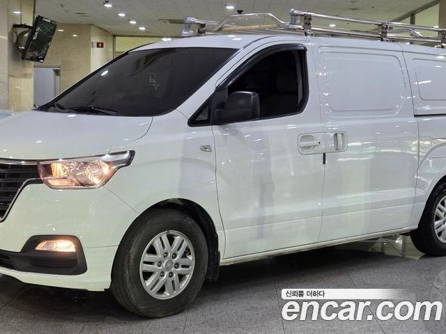 Hyundai Starex 2021