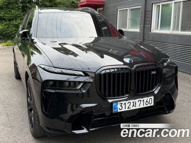 BMW X7 2025