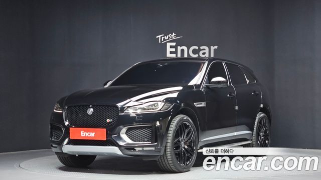 Jaguar F-PACE 2017