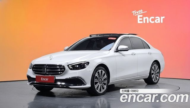 Mercedes-Benz E-Class 2022