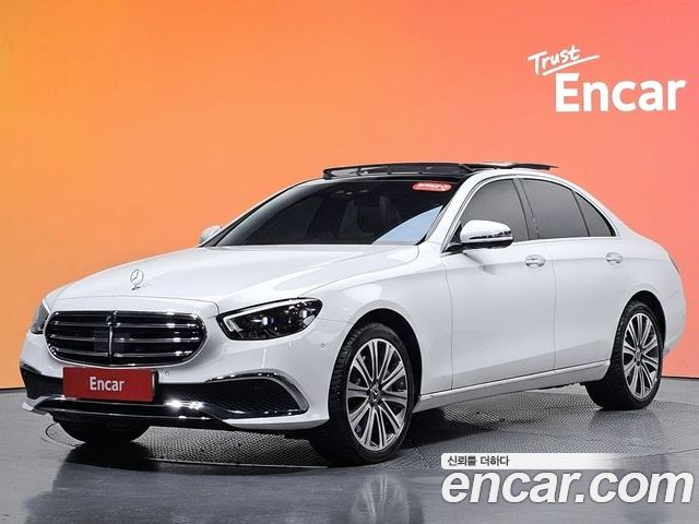 Mercedes-Benz E-Class 2022