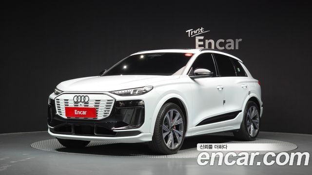 Audi SQ6 e-tron 2025