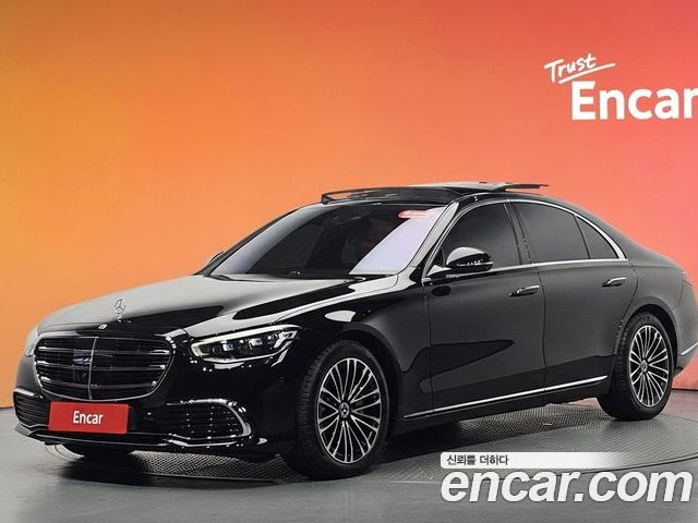 Mercedes-Benz S-Class 2025