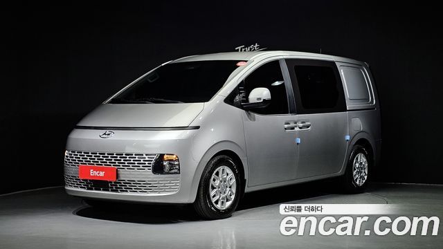 Hyundai Staria 2022