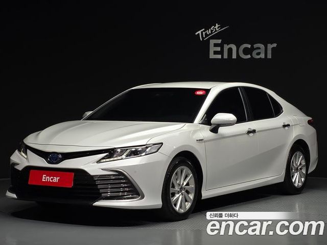 Toyota Camry 2024