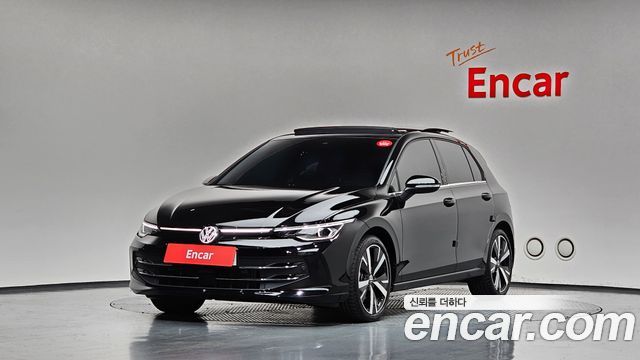 Volkswagen Golf 2025