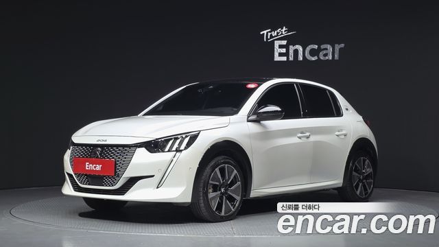 Peugeot 208 2021