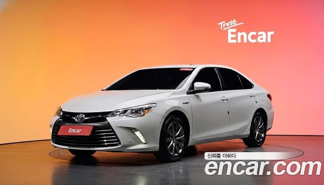 Toyota Camry 2016