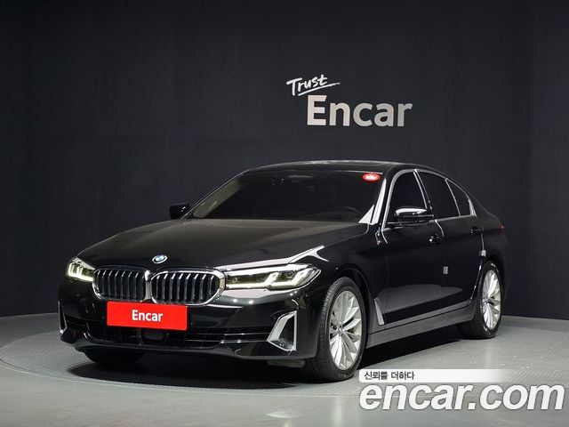 BMW 5-Series 2022