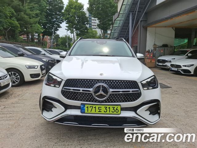 Mercedes-Benz GLE-Class 2025