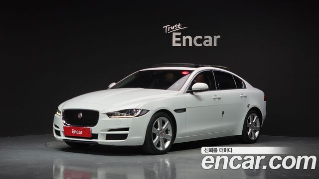 Jaguar XE 2016