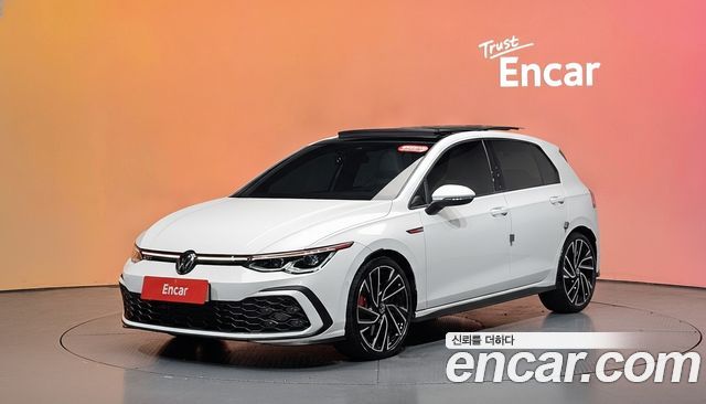Volkswagen Golf 2024