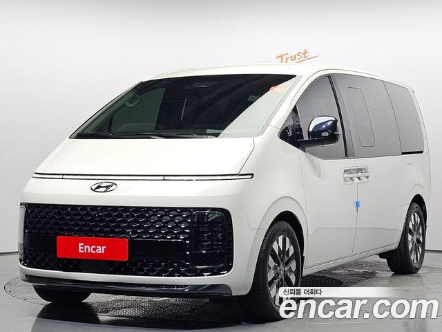 Hyundai Staria 2024