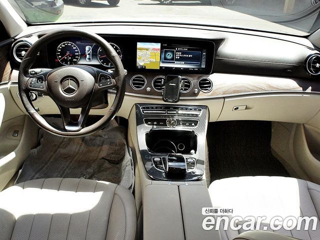 Mercedes-Benz E-Class 2016
