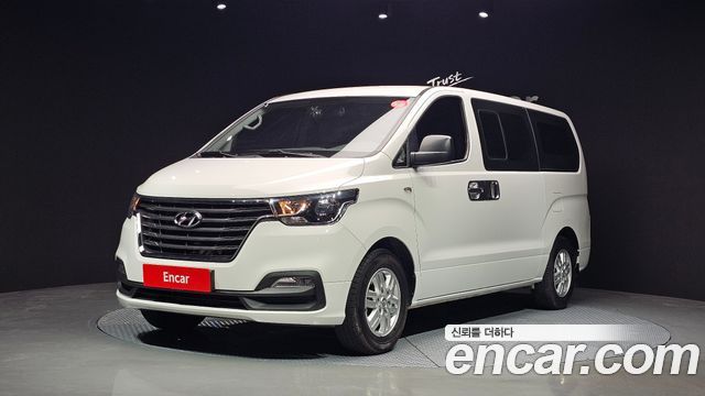 Hyundai Starex 2018