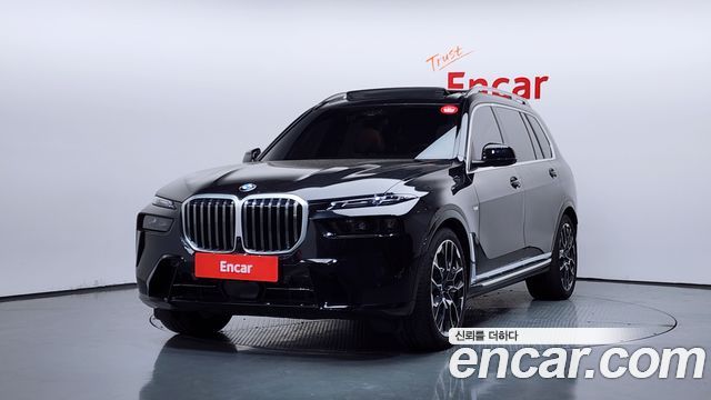 BMW X7 2025