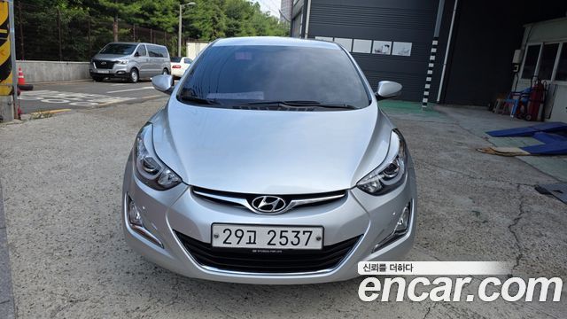 Hyundai AVANTE 2015