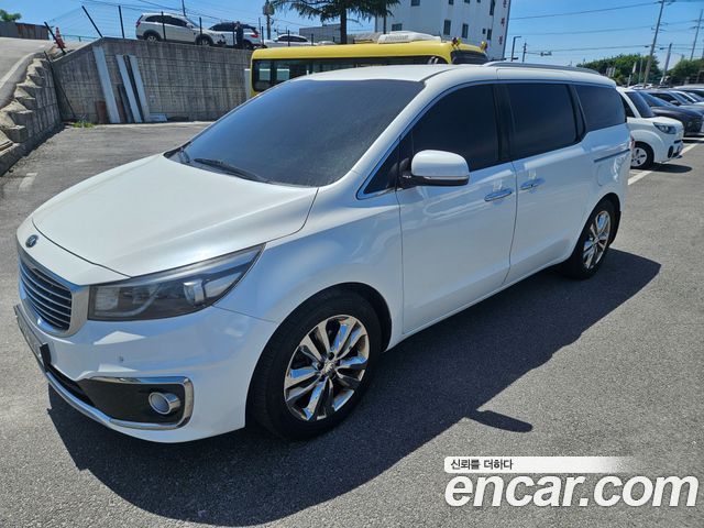 Kia Canival 2015