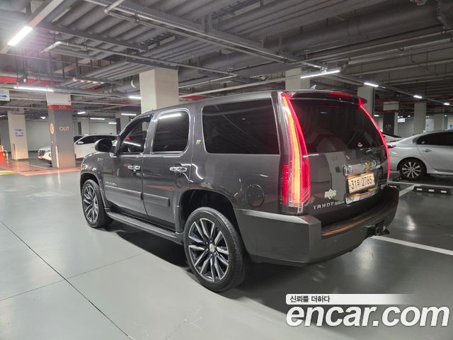 Chevrolet Tahoe 2010