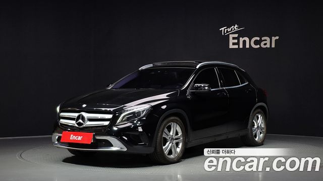 Mercedes-Benz GLA-Class 2016