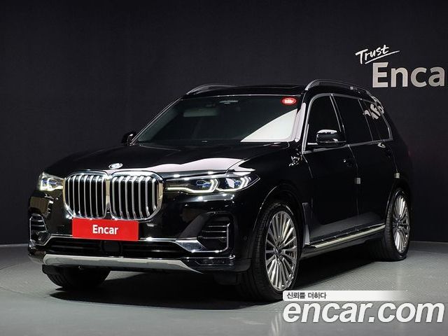 BMW X7 2021