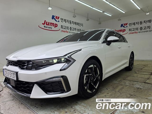Kia K5 2025