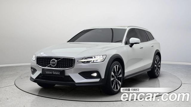 Volvo V60 2024