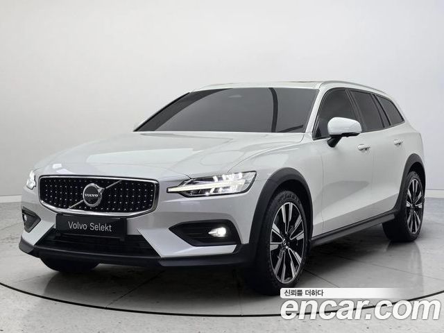 Volvo V60 2024