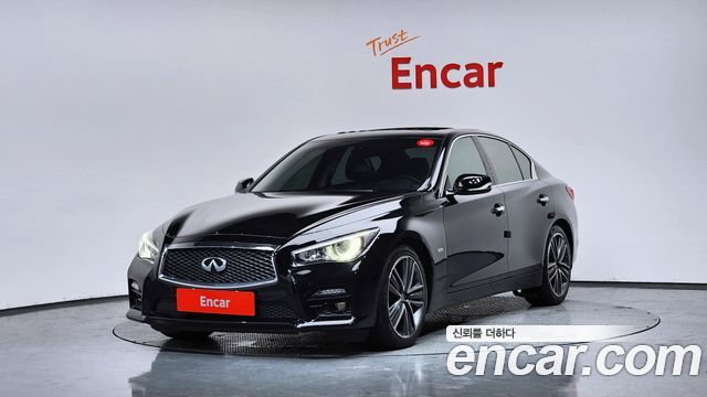 Infiniti Q50 2015
