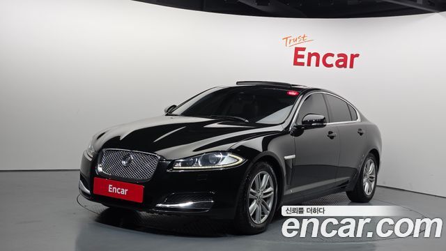 Jaguar XF 2012