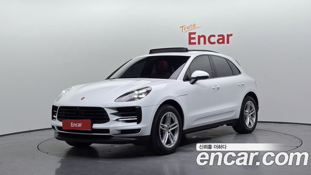 Porsche Macan 2021