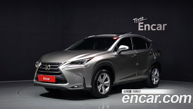 Lexus NX 2015