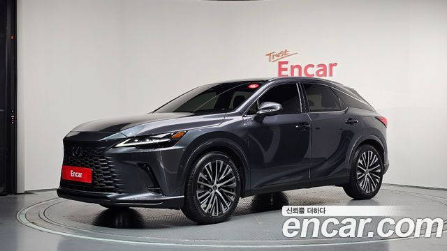 Lexus RX 2023