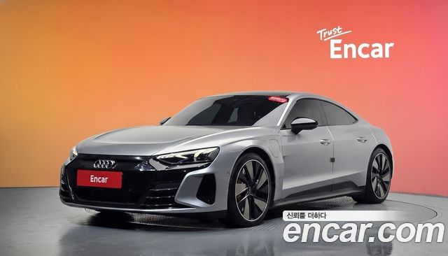 Audi e-tron GT 2021
