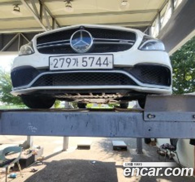 Mercedes-Benz C-Class 2017