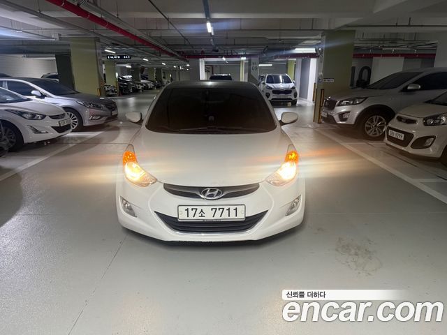 Hyundai AVANTE 2010