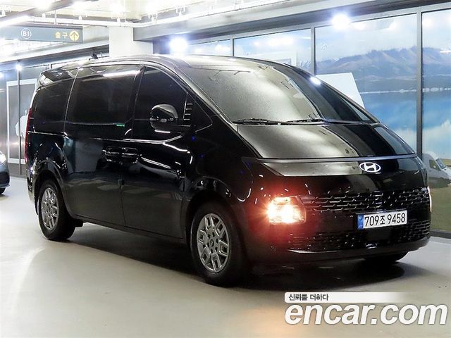 Hyundai Staria 2024