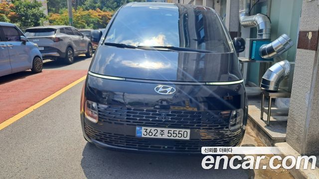 Hyundai Staria 2021
