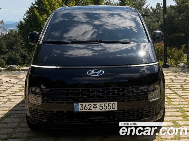 Hyundai Staria 2021