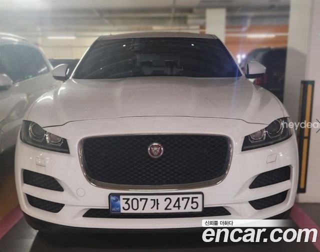 Jaguar F-PACE 2018