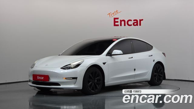 Tesla Model 3 2022