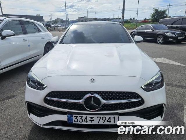 Mercedes-Benz C-Class 2025