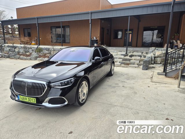 Mercedes-Benz S-Class 2022