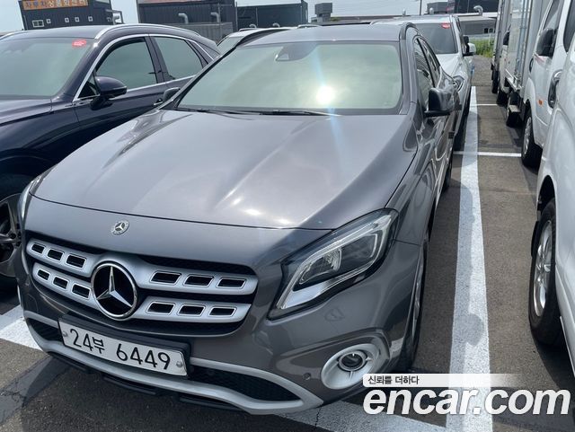 Mercedes-Benz GLA-Class 2018
