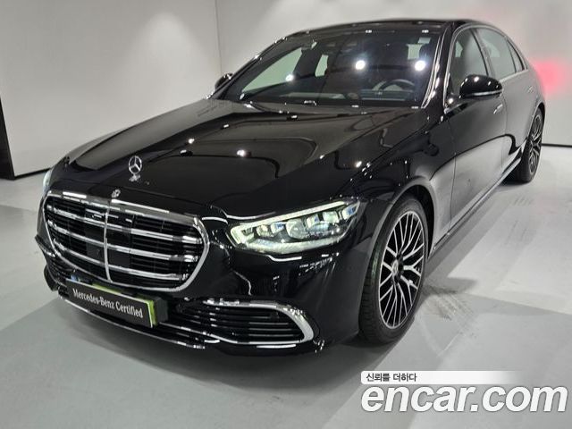 Mercedes-Benz S-Class 2026