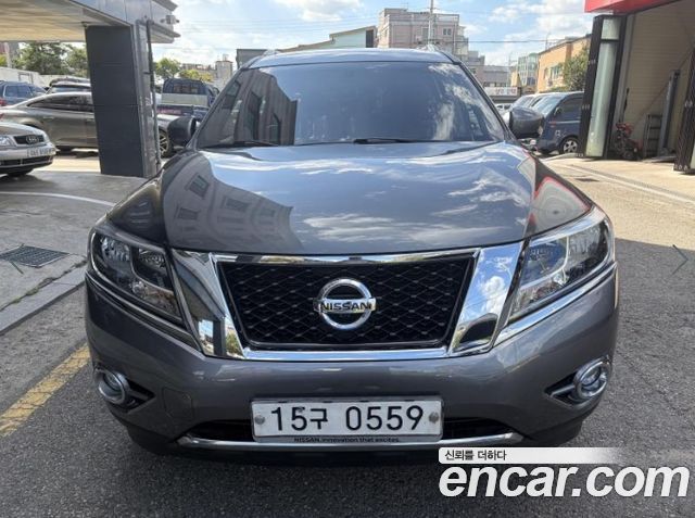 Nissan Pathfinder 2016