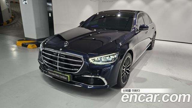 Mercedes-Benz S-Class 2025